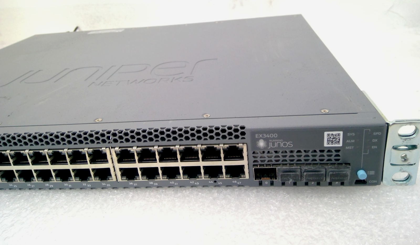 EX3400 48PORT 10/100/1000BASET  4X1/10G SFP/SFP+ 2X40G QSFP+